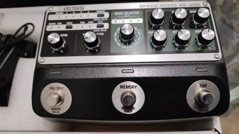 Boss RE-202 Space Echo