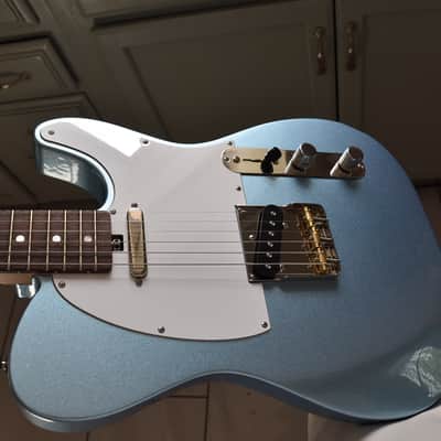 Larrivee Baker T, 2024, OHSC, Immaculate condition , Ice blue metallic image 14