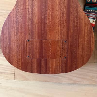 Caramel ukulele bass image 3