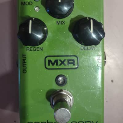 MXR M269SE Carbon Copy Bright Analog Delay - Green image 4