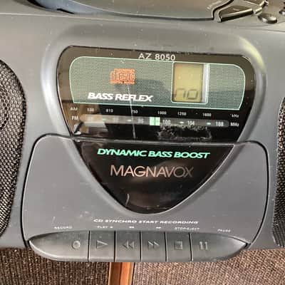 Vintage 1997 Magnavox AZ 8050 Boom Box Stereo AM/FM, CD, Cassette Player *READ* image 3