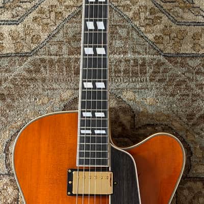 Eastman AR580CE-HB Archtop Electric in Honeyburst w/ Hardcase & Free Pro Setup image 8