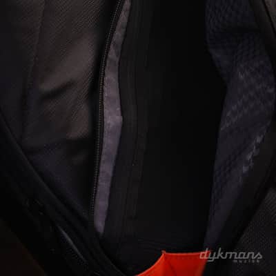 MONO M80 Vertigo Semi-Hollow Electric Guitar Case Jet Black image 7