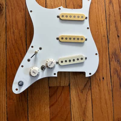Fender ST-STD Standard Series Stratocaster Left-Handed MIJ - FujiGen - Bare Knuckle P/Ups imagen 15