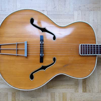 Fasan solid top archtop guitar ~1959 - natural - rare German vintage image 1