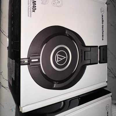Audio-Technica ATH M40 x 2010s - Black image 3