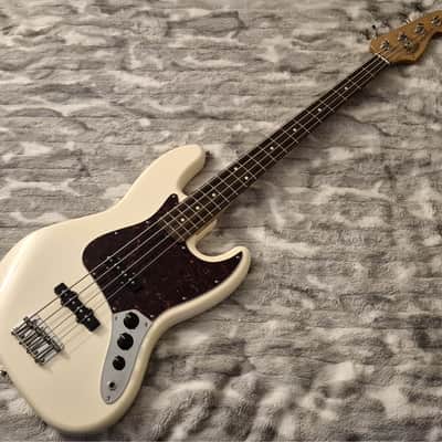 Fender Classic Series '60s Jazz Bass Lacquer - 2017 - Olympic White - 4-String Bass image 2