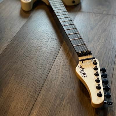Schecter Sun Valley Super Shredder PT FR in Metallic White image 2