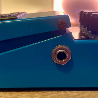 Boss VB-2 Vibrato (Black Label) 1982 - 1986 - Blue image 6