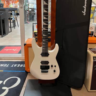 Jackson MJ Series Soloist SL2 Snow White image 1