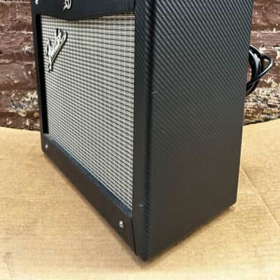 Fender Mustang I Combo Modeling Amp image 3