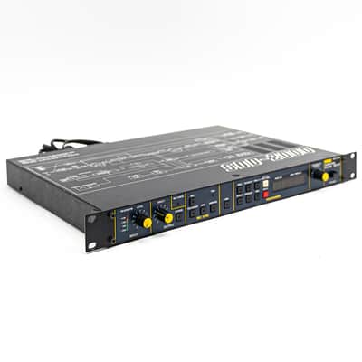 Korg SDD-2000 SDD2000 Sampling Digital Delay Effect Processor Rackmount image 2