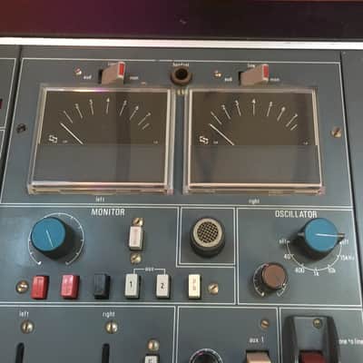 Neve 54 1978 Wood & Grey image 4