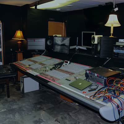 D&R Octagon Analog Recording Console 39-Channel – 48 Bus Inline, 78 Motorized Faders, Automation, Studio Ready, Large Format image 2