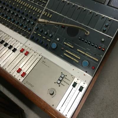 Neve 5305 20x4 Console image 2