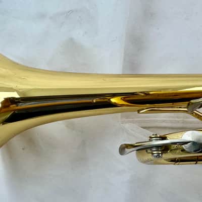 Yamaha YTR-2330 Standard Trumpet 2010s - Lacquered Brass image 16