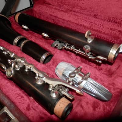 Evette & Schaeffer Buffet Crampon Paris Made in France Wooden Clarinet with case used Serviced for Sale image 6