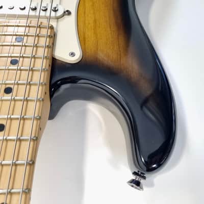 Fender Stratocaster American Series 50th Anniversary 2004 Sunburst image 12