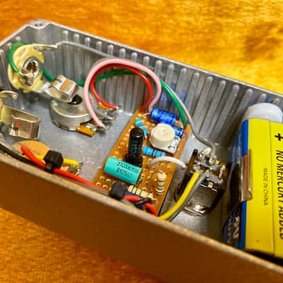 Hudson Electronics Germanium OC141 Gospel Bomb - Rangemaster image 9