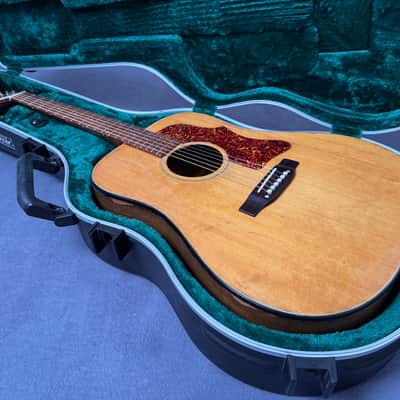 Gibson J-50 Deluxe 1973-1975 with restoration video image 21