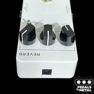 JHS 3 Series Reverb 2020 - Present - White - X16677 image 3