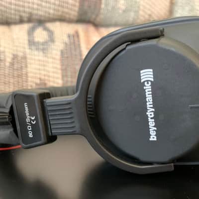 Beyerdynamic DT 250 Closed-Back Headphones (80 Ohms) *USA Small Business* image 2