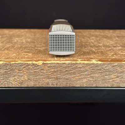 Sennheiser MD 441U Supercardioid Dynamic Microphone. MD441 441 U image 8