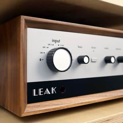 Leak: Stereo 130 Integrated Amplifier w/ Bluetooth - Walnut image 3