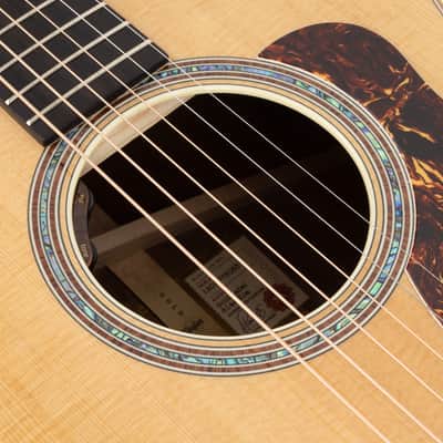 Taylor 814e Gold Label Super Auditorium Koa - Natural image 8