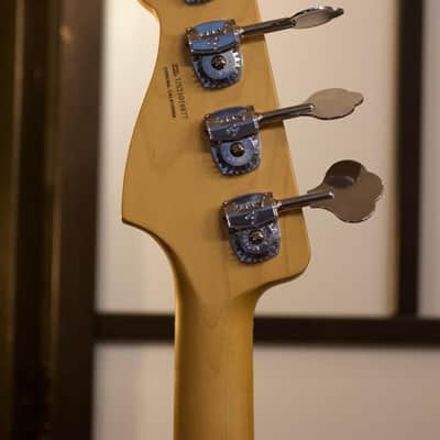 Used Fender American Ultra Precision Bass, Alpine White image 6