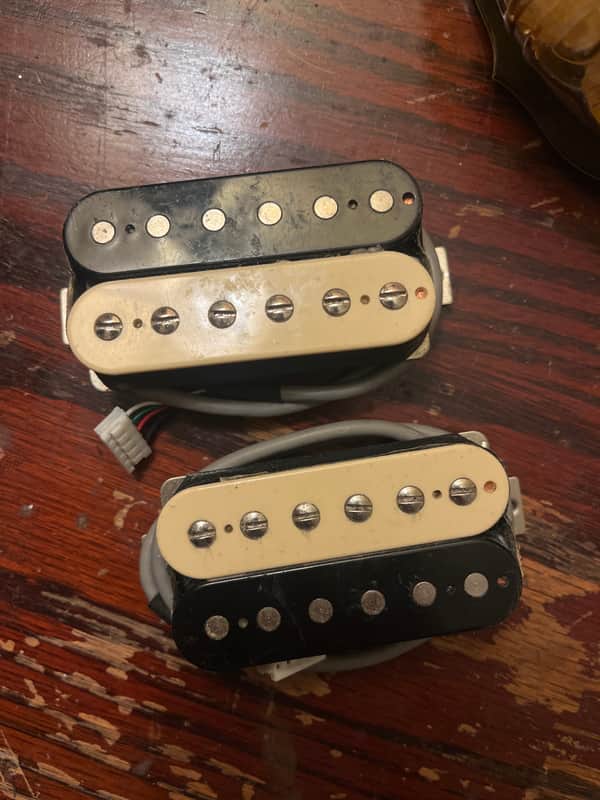 Epiphone Alnico Classic Pro Humbuckers 2000s - Silver image 1