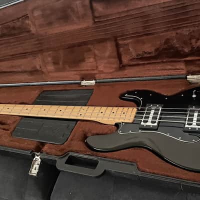 Peavey T-40 with Maple Fretboard 1978 - 1988 - Black image 10