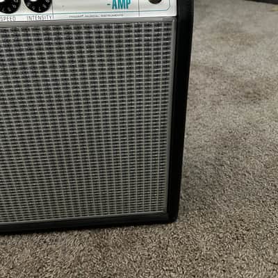 Fender '68 Custom Deluxe Reverb 2-Channel 22-Watt 1x12" Guitar Combo 2013 - Present - Black image 7