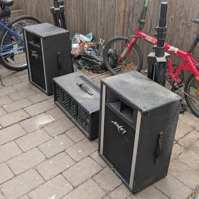 Peavey XR-600C Series 400BH 6-Channel Powered Mixer w/2-way Speaker Pair incl. Pole Stands image 1