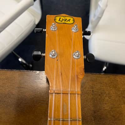 Lyra Baritone Ukelele image 4