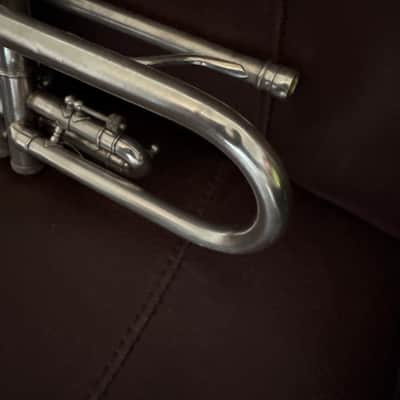 Buescher Symphony Model 10-22R (1923) Bb and A trumpet SN 136409 (silver plated) (gold wash bell) image 8