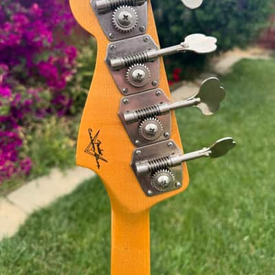Fender Custom Shop 1961 Jazz Bass Closet Classic Custom Shop 2012 - Artic White Nitro (Relic Checking) image 14