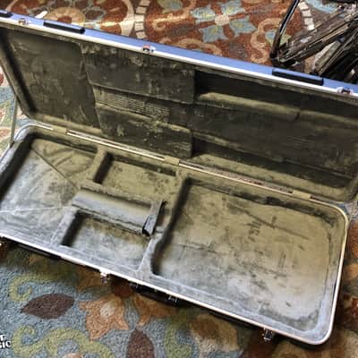 Road Runner RRMEG ABS Molded Electric Guitar Hardshell Case Black / Grey image 5