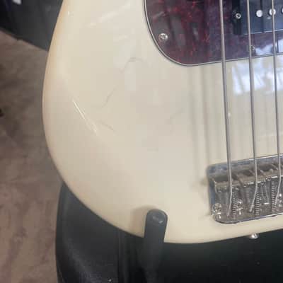 USED - SQUIER Classic Vibe '60s Precision Bass 2019 - Present - Olympic White image 5