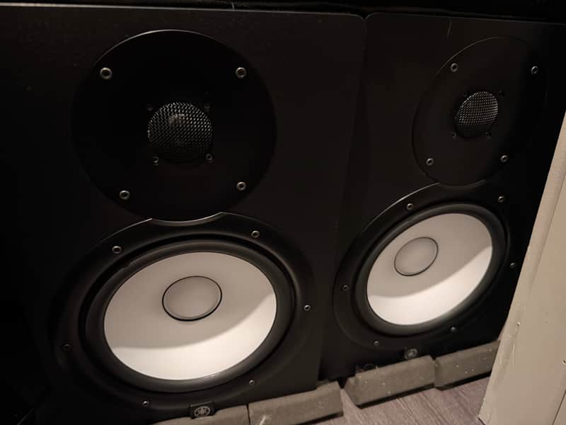 Yamaha HS8 8" Powered Studio Monitor (Pair) image 1