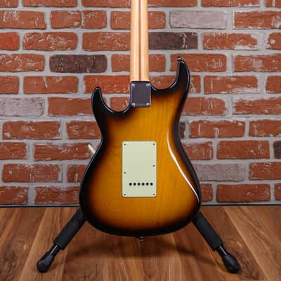 Don Grosh Custom Guitars Retro Classic S 2-Color Sunburst 2001 w/Polyfoam Case image 7