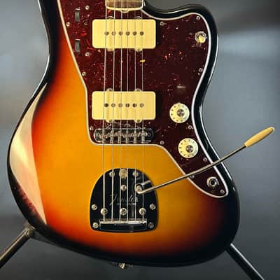 Fender American Vintage II '66 Jazzmaster 2023 - 3-Color Sunburst image 7