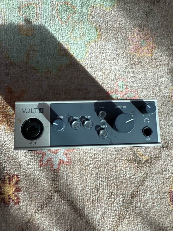 Universal Audio Volt 1 USB-C Audio Interface 2021 - Present - Tan / Gray image 1