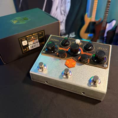 Beetronics Royal Jelly Overdrive / Fuzz | Reverb