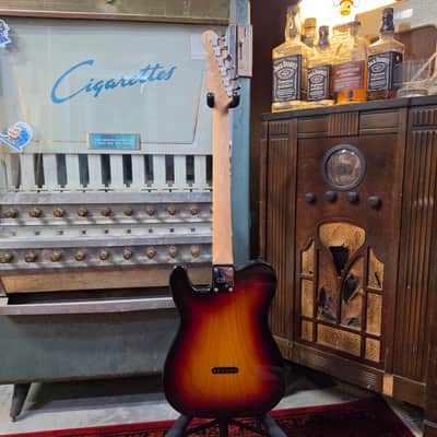 2007 G&L ASAT Classic Thinline Bluesboy Sunburst image 7