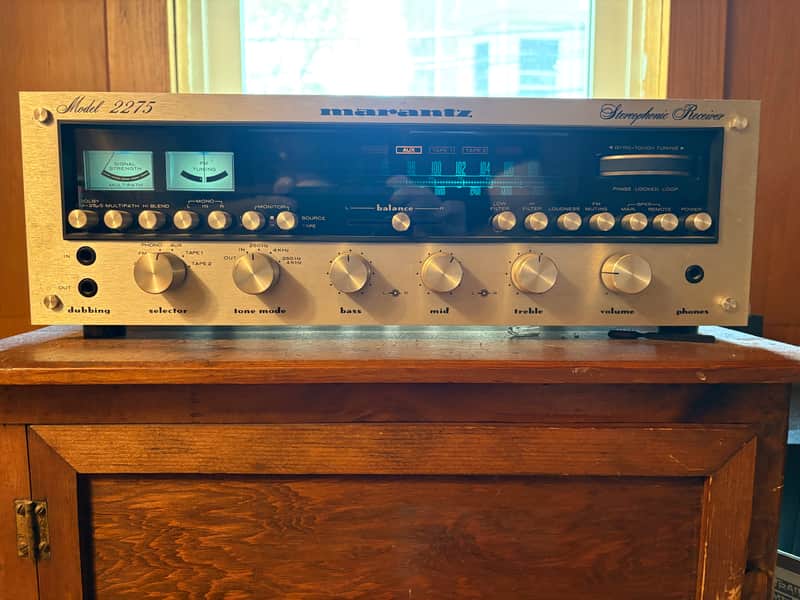 Marantz Model 2275 75-Watt Stereo Solid-State Receiver