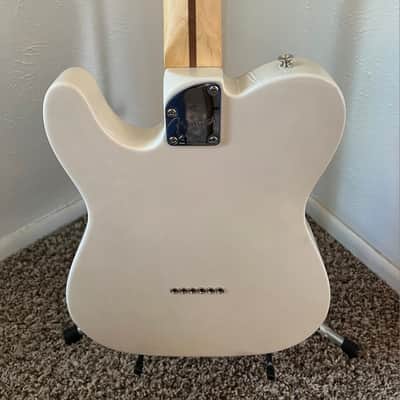 Fender Deluxe Nashville Telecaster with Maple Fretboard 2021 - White Blonde image 3