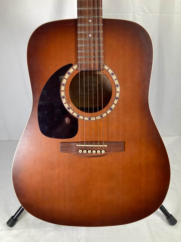 Art & Lutherie Cedar Antique Burst Left QI | Reverb