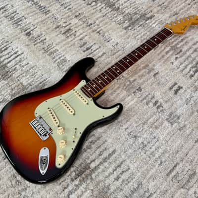 Fender Custom Shop Custom Deluxe Stratocaster 2009 - Sunburst image 5