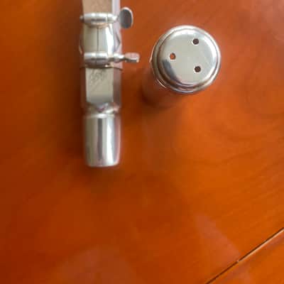 Selmer 'JAZZ' Silver Mouthpiece 'F' with Ligature and cap - Silver image 3